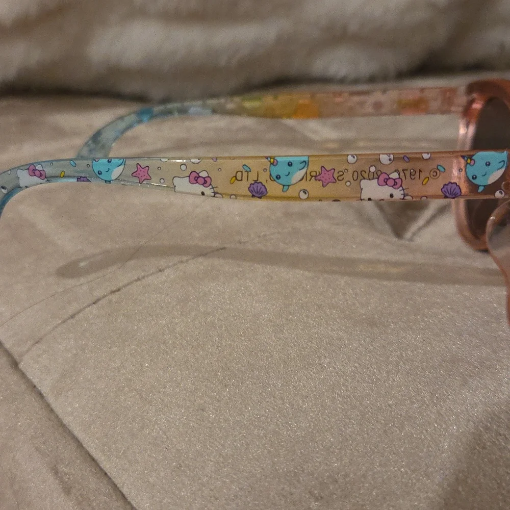 Hello Kitty Stylish Multicolor Sunglasses With HK Bow On Corner Emblem